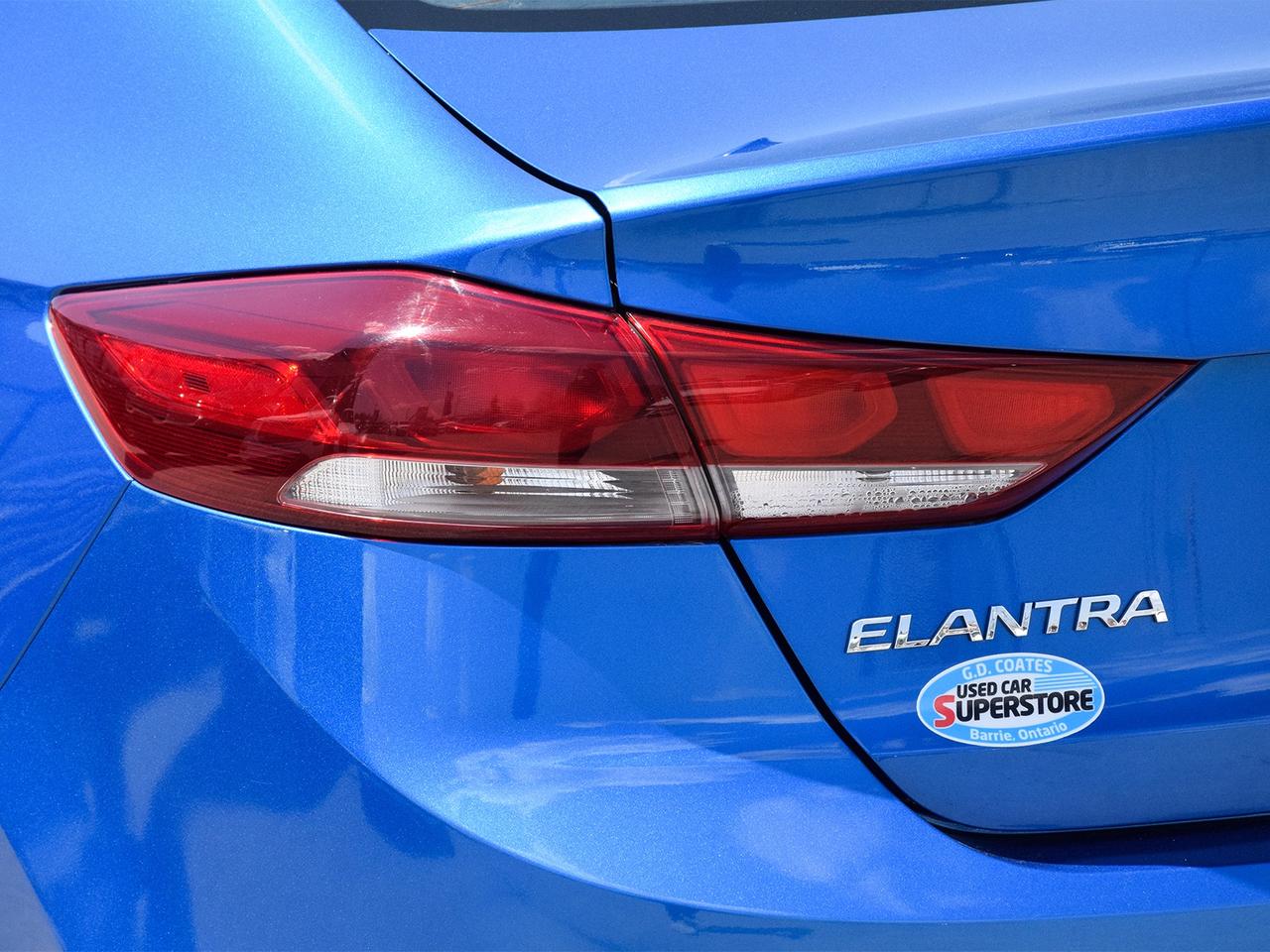 2018 Hyundai Elantra GL SE ~Sunroof ~Heated Seats ~Bluetooth ~Camera Photo