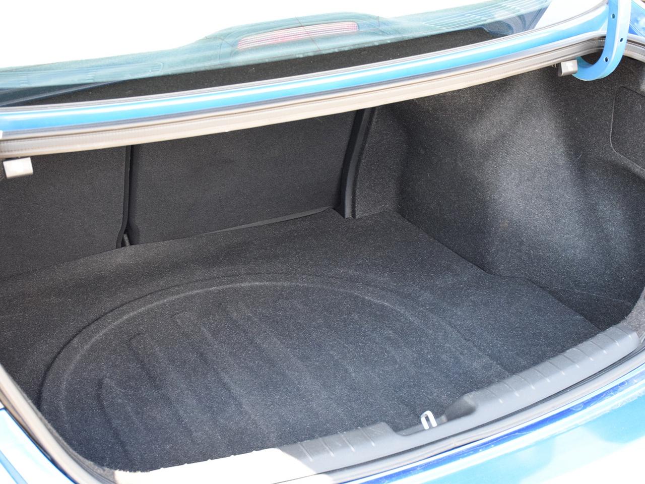 2018 Hyundai Elantra GL SE ~Sunroof ~Heated Seats ~Bluetooth ~Camera Photo