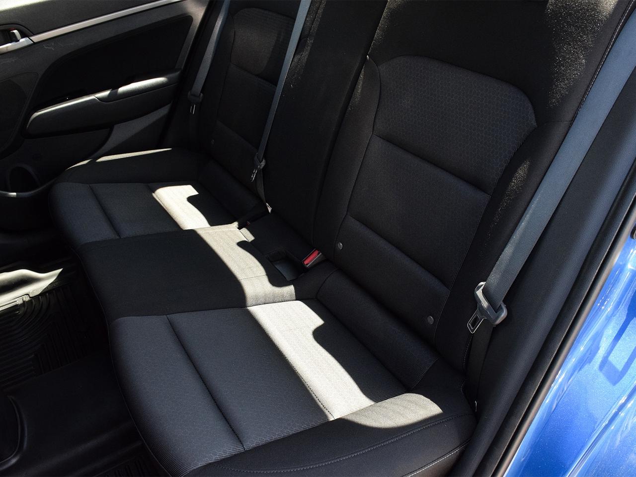 2018 Hyundai Elantra GL SE ~Sunroof ~Heated Seats ~Bluetooth ~Camera Photo