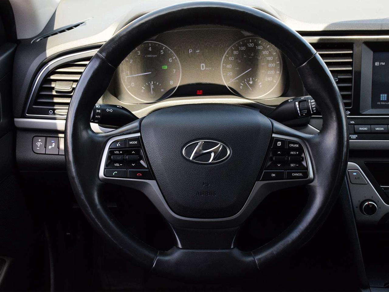 2018 Hyundai Elantra GL SE ~Sunroof ~Heated Seats ~Bluetooth ~Camera Photo