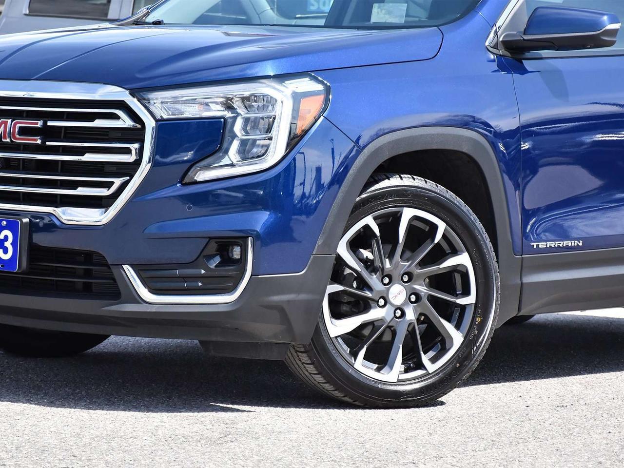 2023 GMC Terrain SLT AWD ~Heated Leather ~Moonroof ~Bluetooth ~Cam Photo