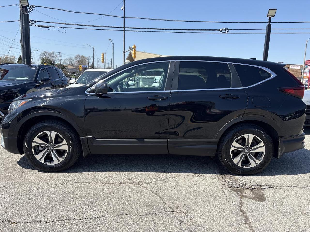 2022 Honda CR-V LX AWD Honda Certified w/2 Sets of Tires Photo