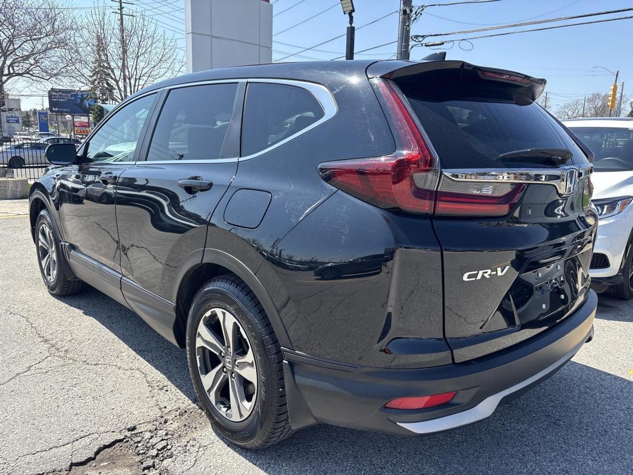 2022 Honda CR-V LX AWD Honda Certified w/2 Sets of Tires Photo3