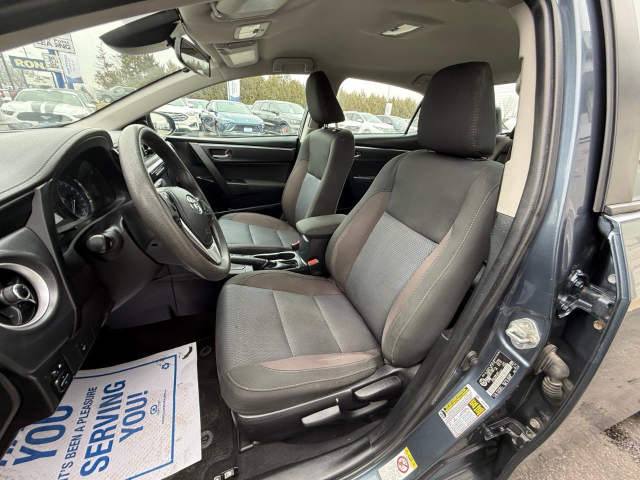 2019 Toyota Corolla LE (CVTi-S) 4dr Sedan Photo