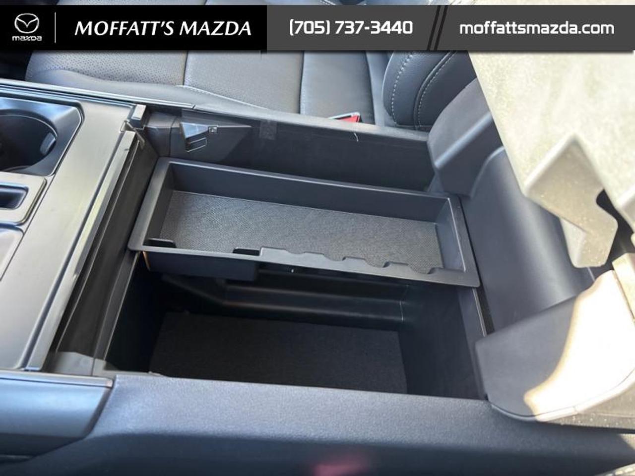 2025 Ford F-150 Lariat Photo