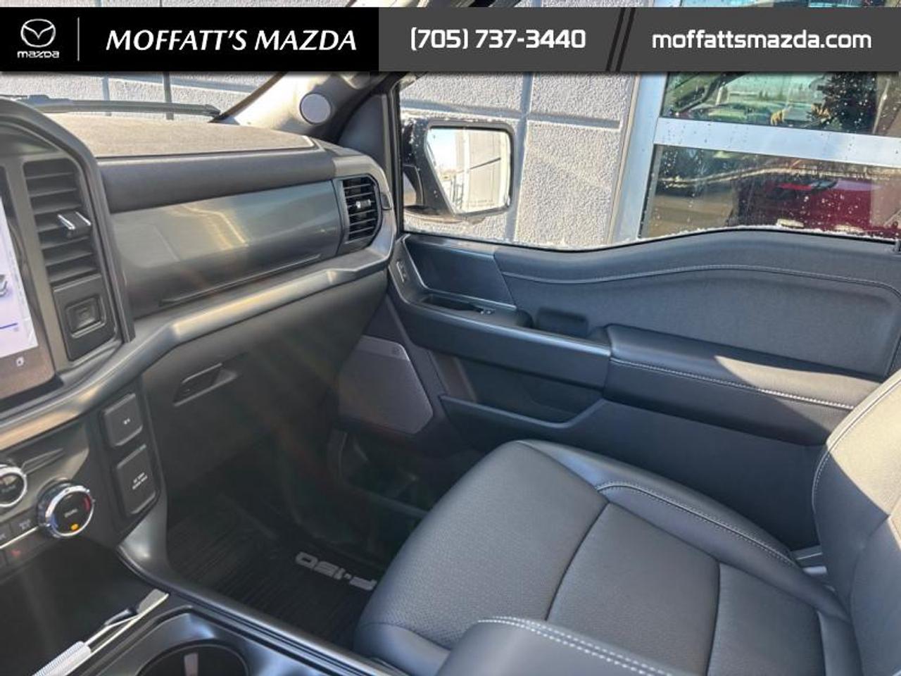 2025 Ford F-150 Lariat Photo