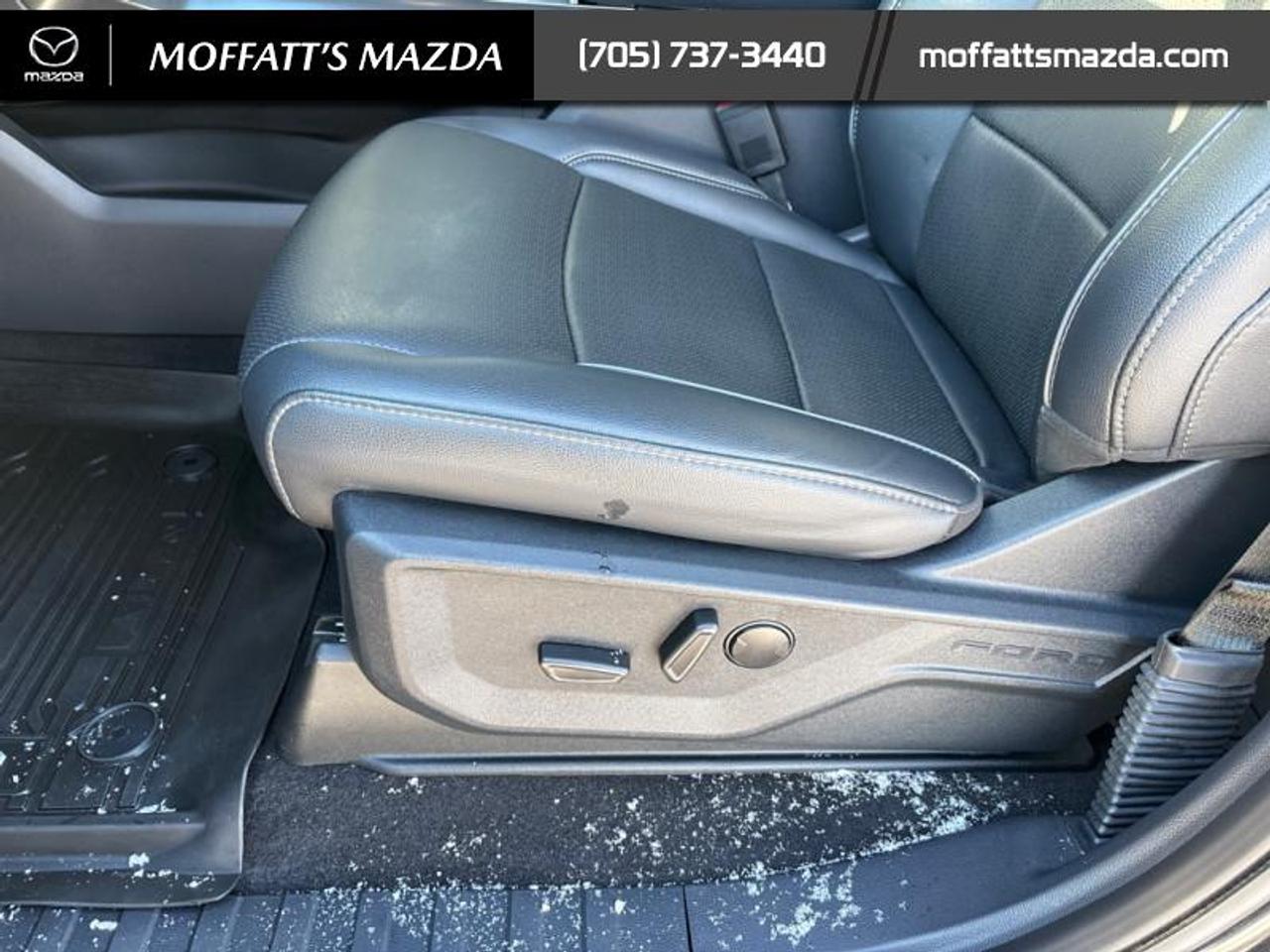 2025 Ford F-150 Lariat Photo