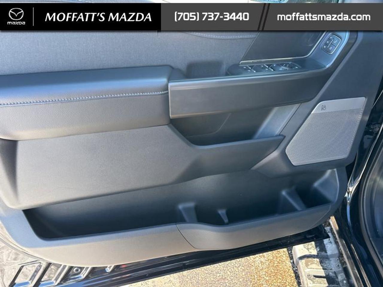 2025 Ford F-150 Lariat Photo