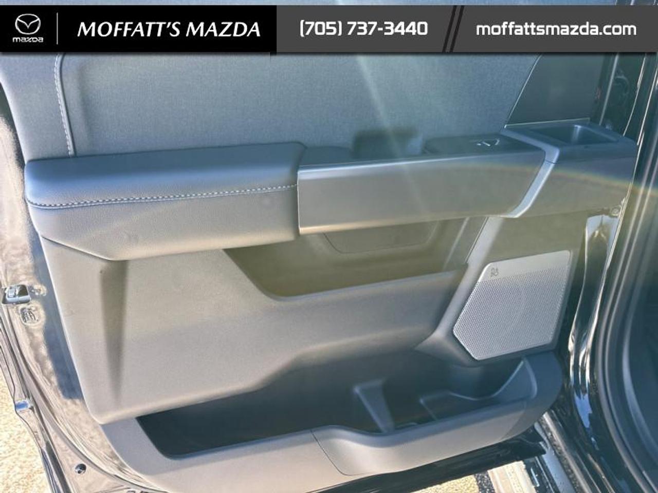 2025 Ford F-150 Lariat Photo