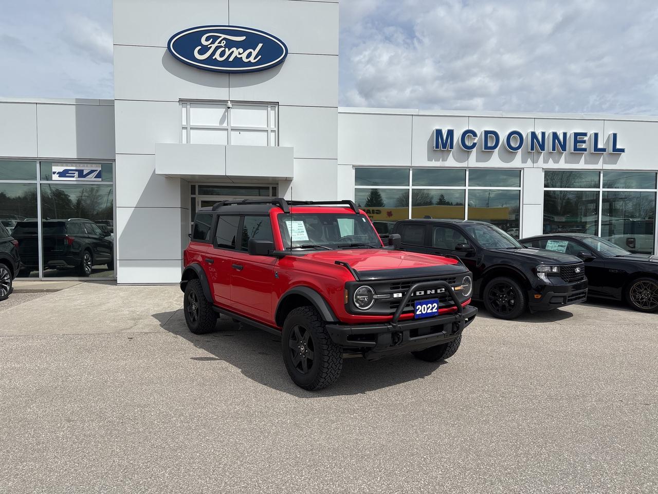 2022 Ford Bronco Black Diamond 4 Door 4x4 Photo