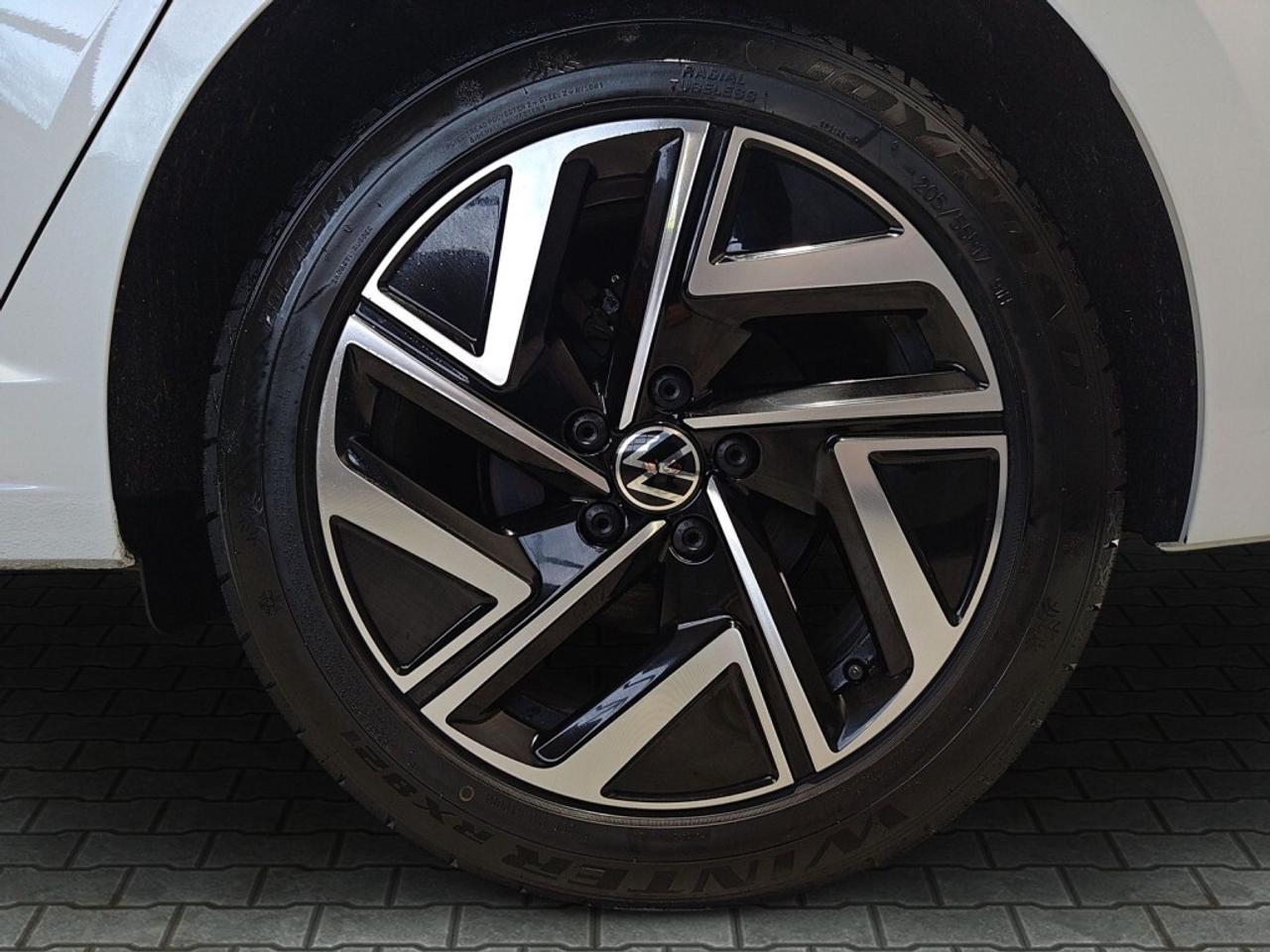 2024 Volkswagen Jetta Highline/Leather/Sunroof/NAVI/Lane Assist/Android Photo