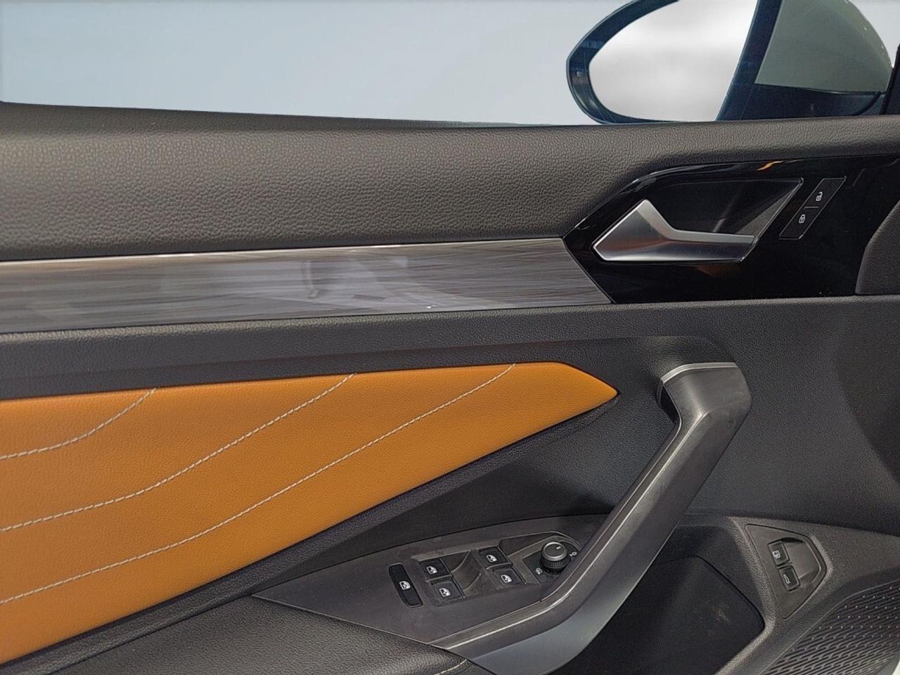 2024 Volkswagen Jetta Highline/Leather/Sunroof/NAVI/Lane Assist/Android Photo