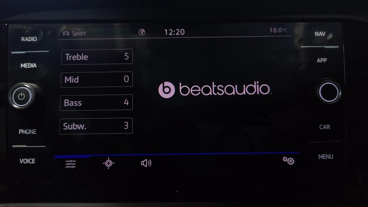 2024 Volkswagen Jetta Highline/Leather/Sunroof/NAVI/Lane Assist/Android Photo