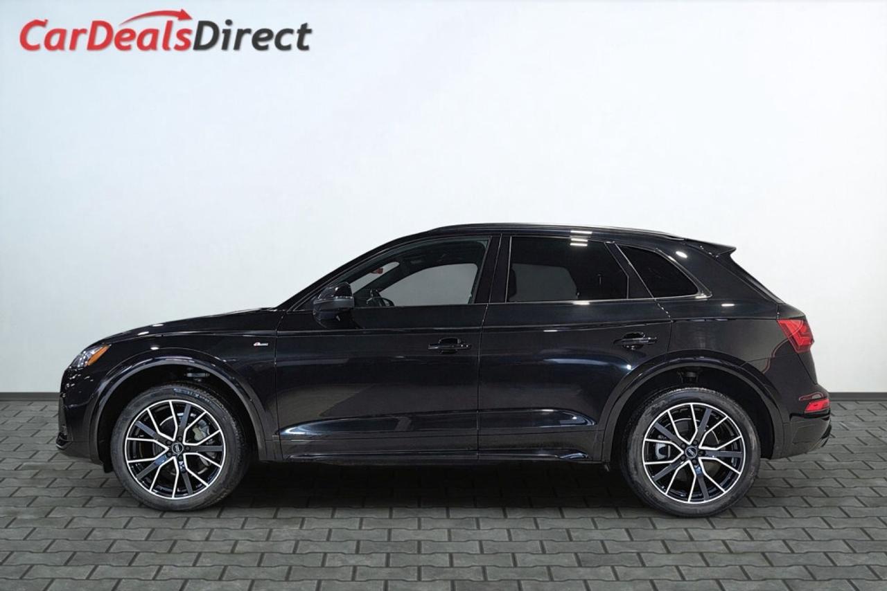 2022 Audi Q5 Progressiv S Line / Leather / NAV / Sunroof / Clea Photo