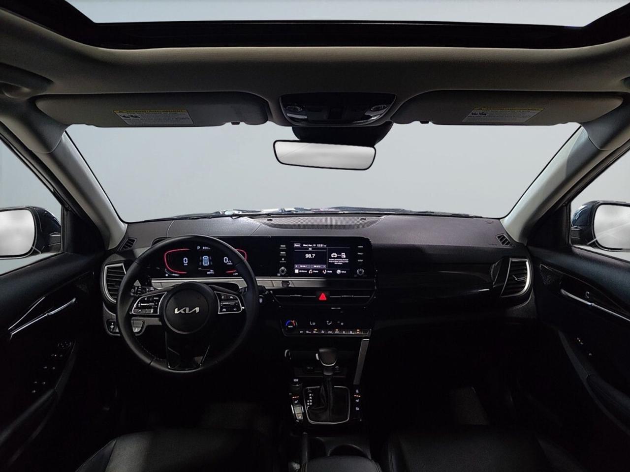 2024 Kia Seltos EX AWD   Low KMs   Sunroof   Leather   Navigation Photo