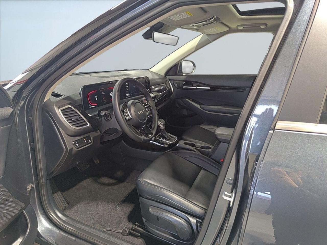 2024 Kia Seltos EX AWD   Low KMs   Sunroof   Leather   Navigation Photo