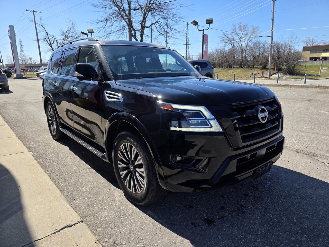 2023 Nissan Armada SL Photo