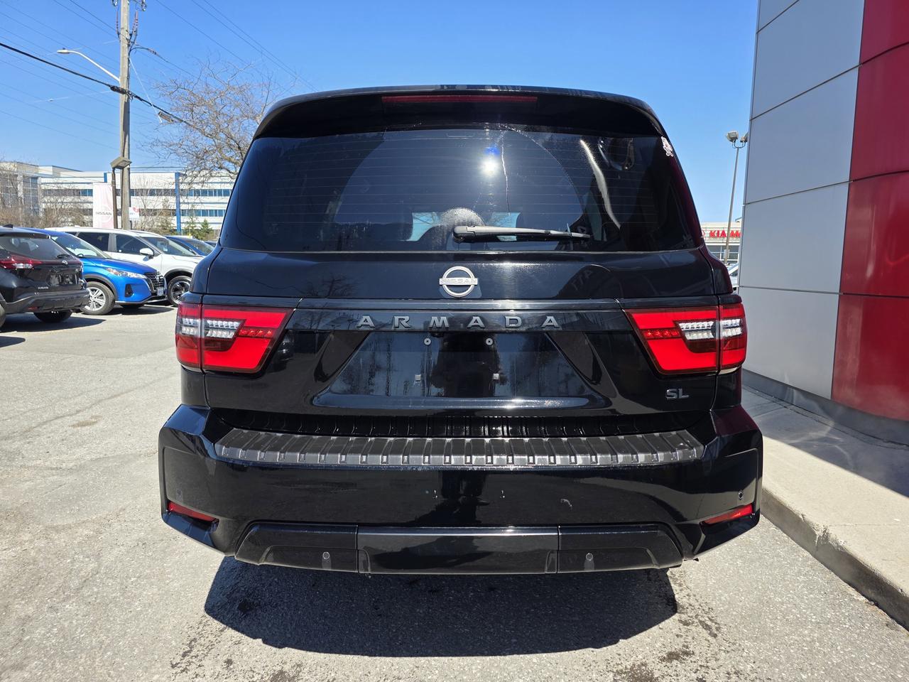 2023 Nissan Armada SL Photo