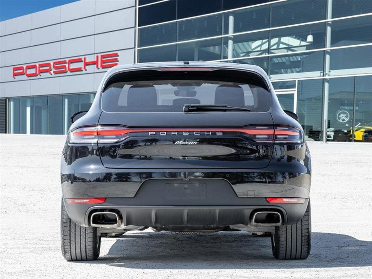 2021 Porsche Macan AWD Premium Plus Pkg 19 Macan Sport Wheels Side Bl Photo4