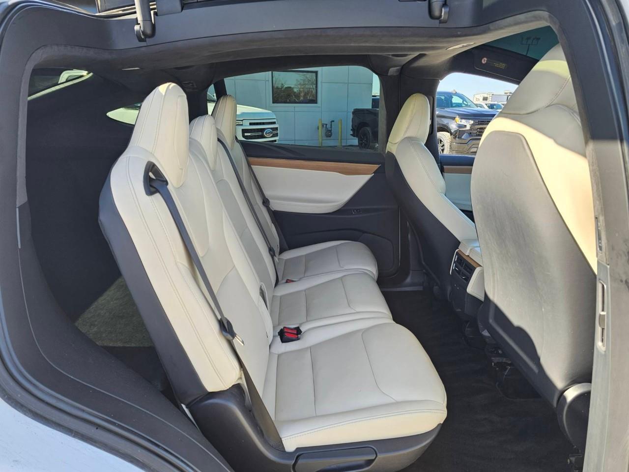 2020 Tesla Model X Long Range Plus 4dr Sport Utility Photo