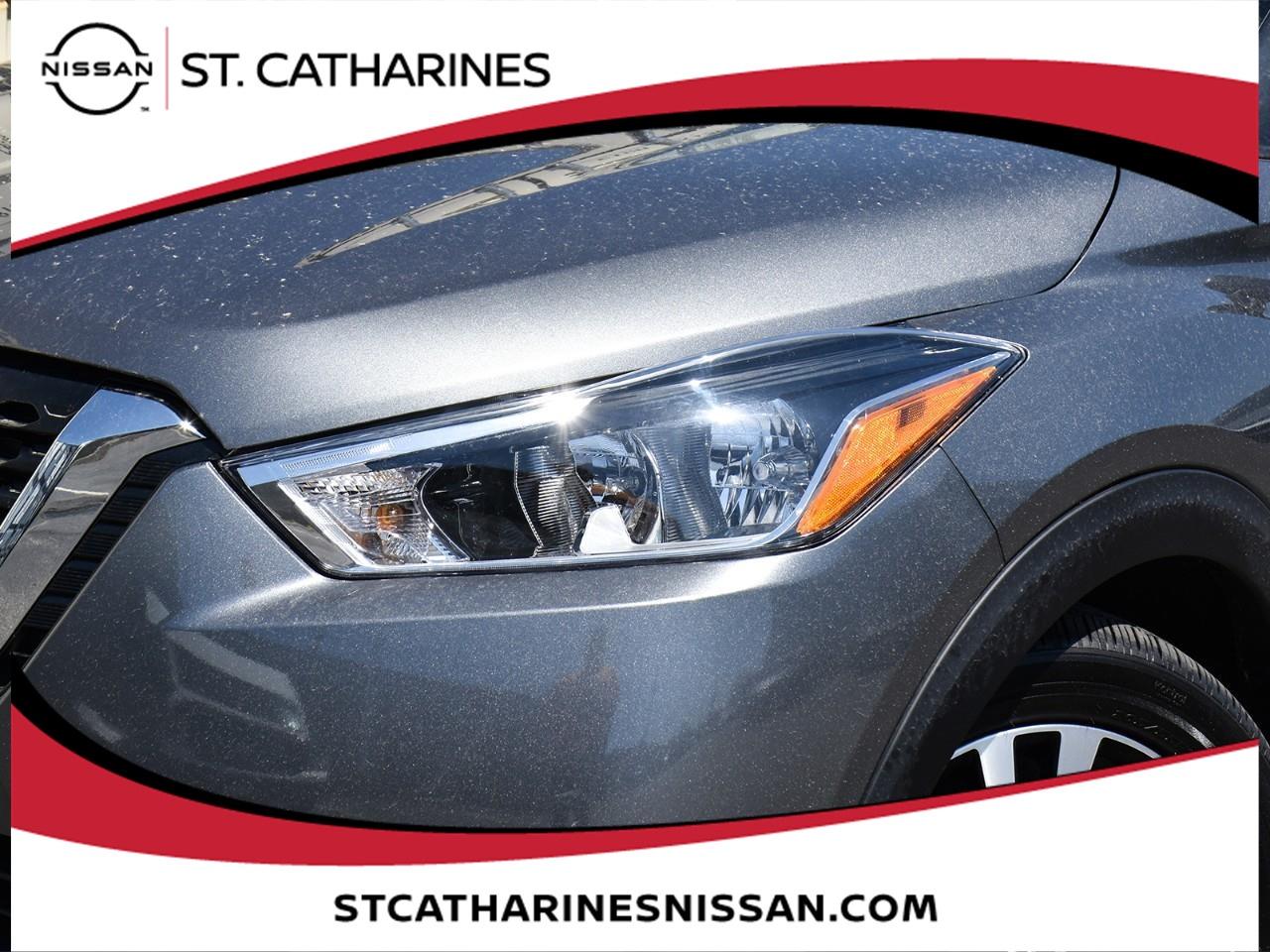 2018 Nissan Kicks SV Photo2