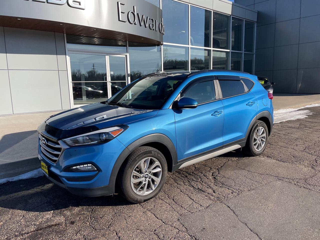 2017 Hyundai Tucson SE 2.0 4dr All-Wheel Drive Photo2