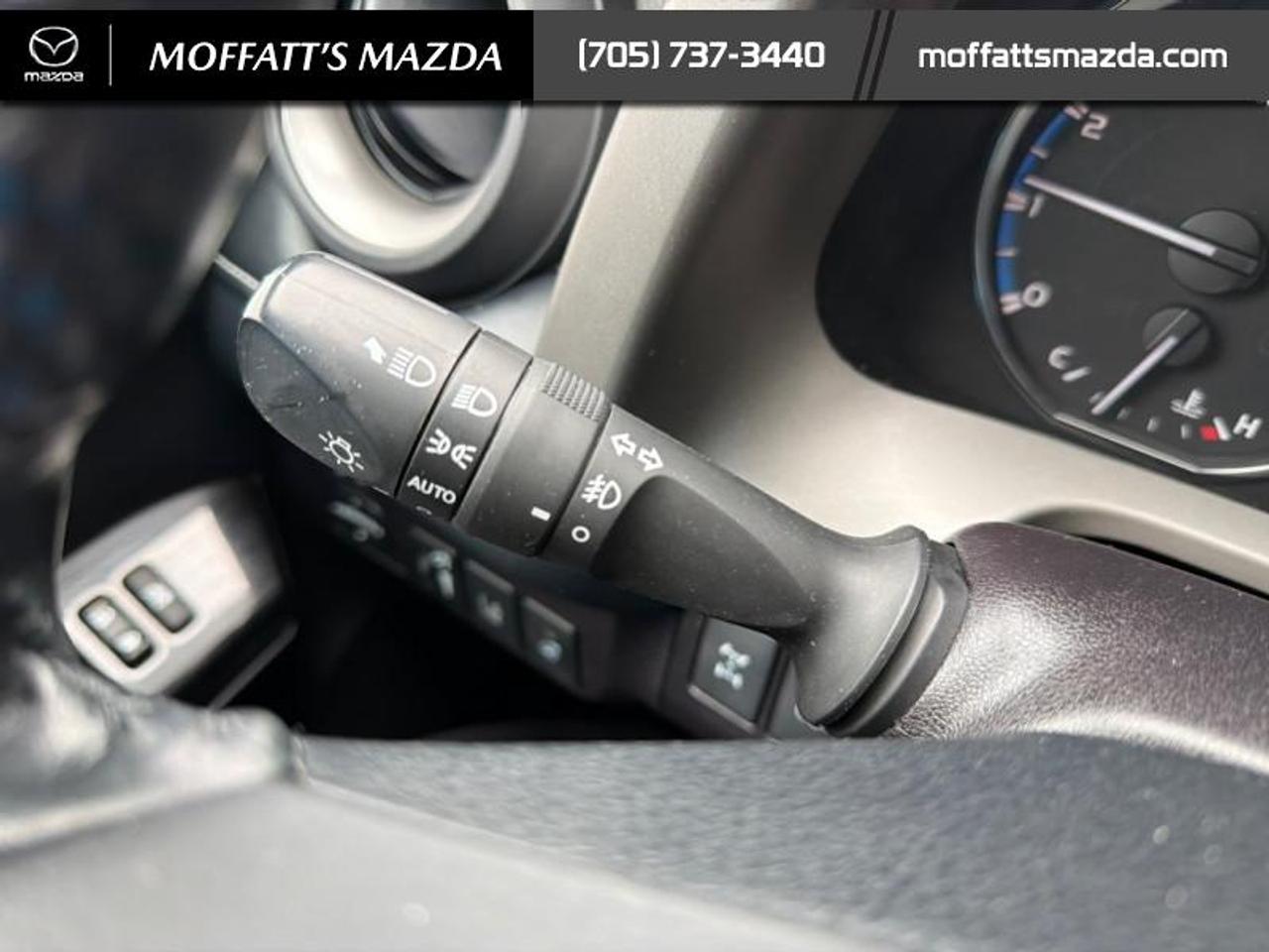 2018 Toyota RAV4 AWD XLE Photo