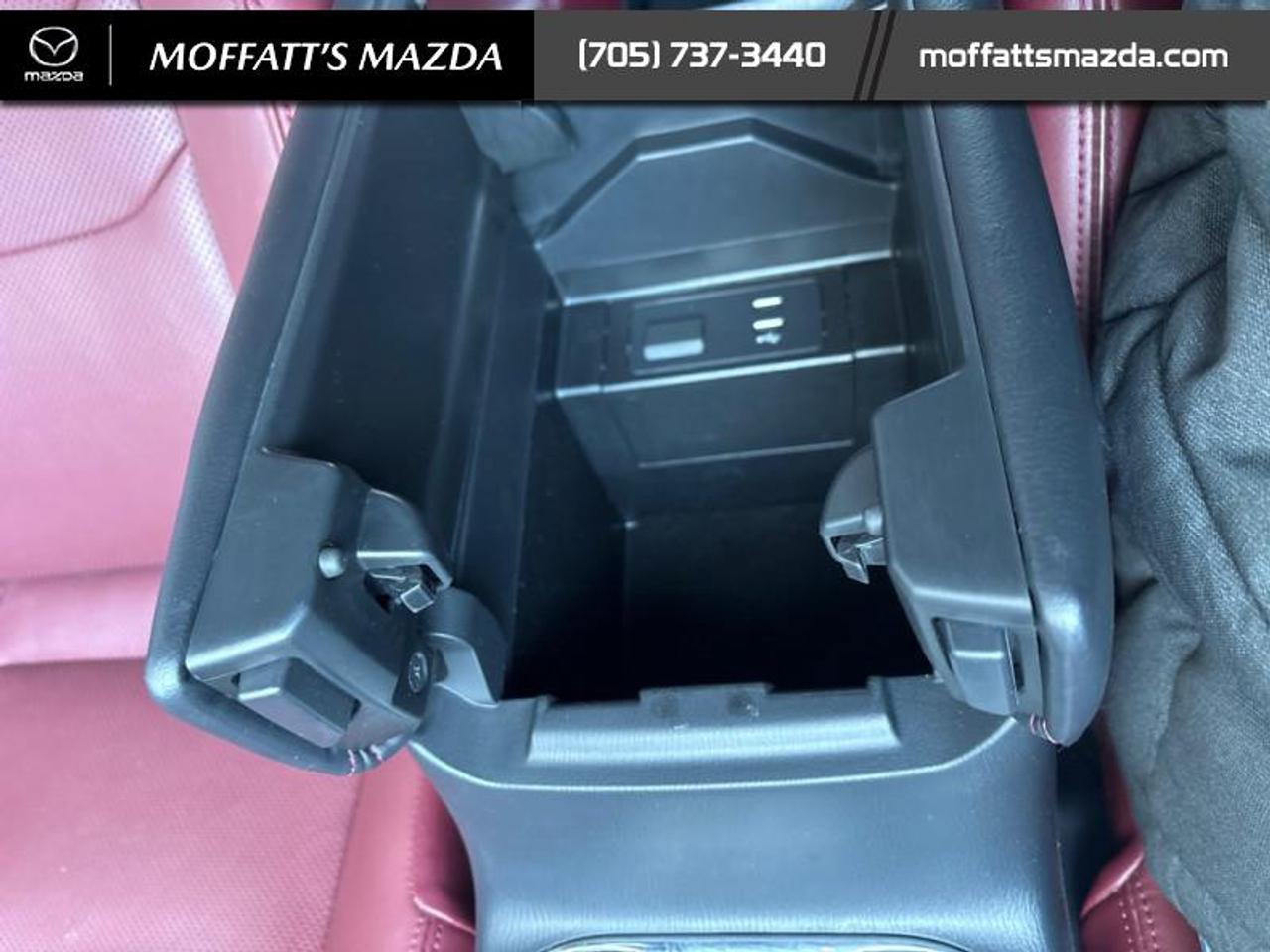 2023 Mazda CX-9 KURO Photo