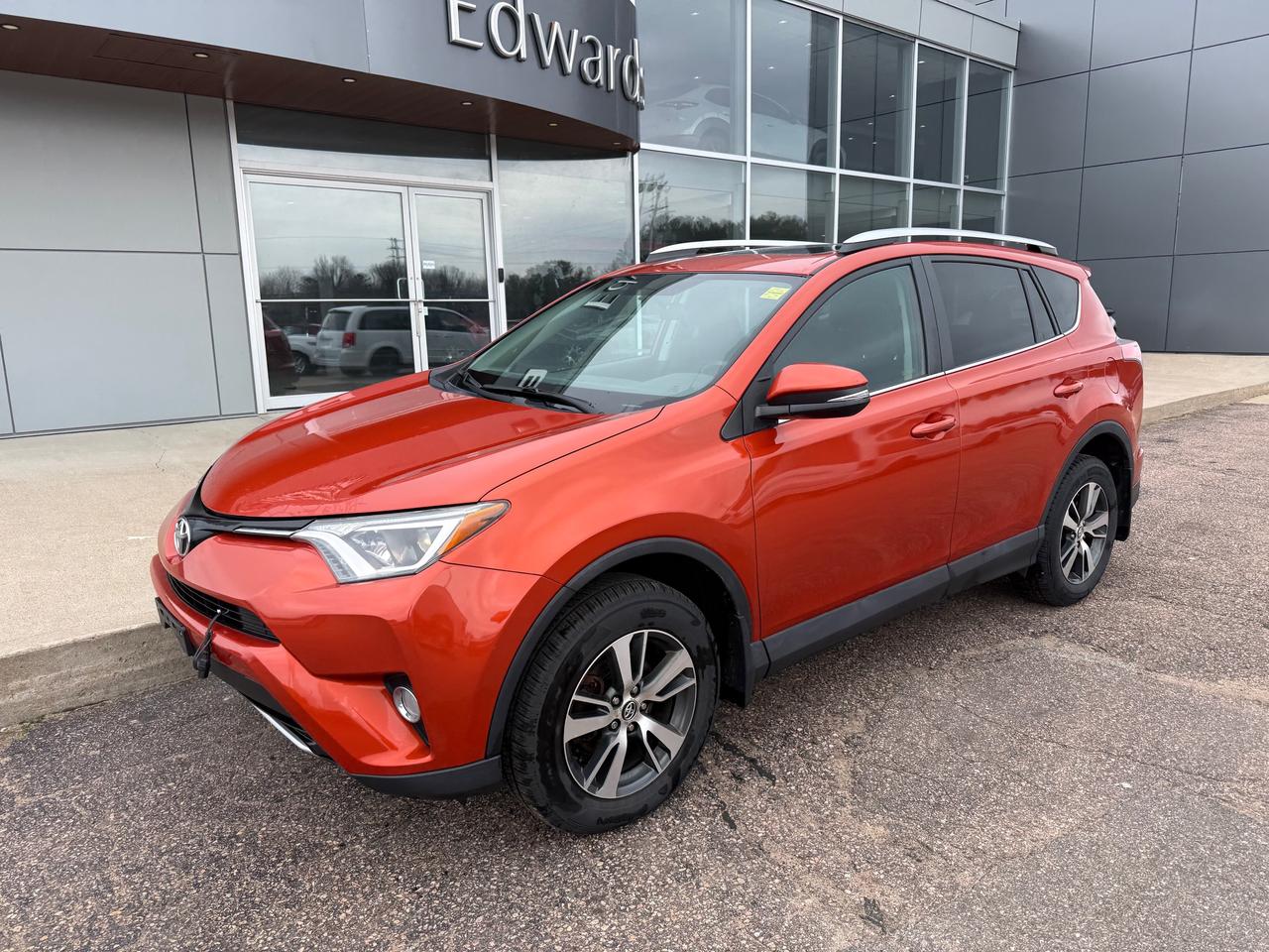 2016 Toyota RAV4 XLE 4dr All-wheel Drive Photo