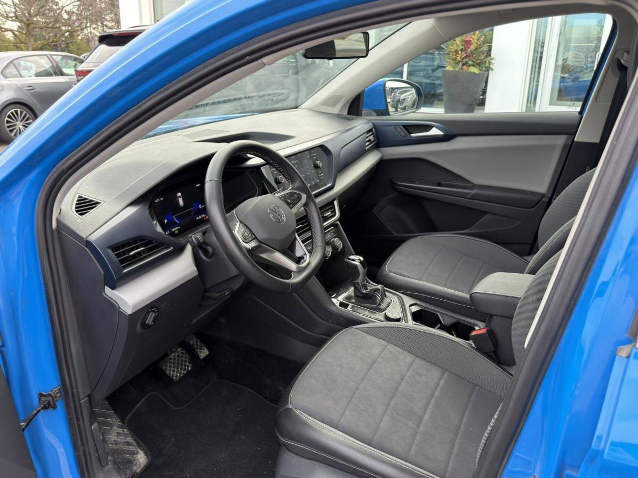 2022 Volkswagen Taos  Photo