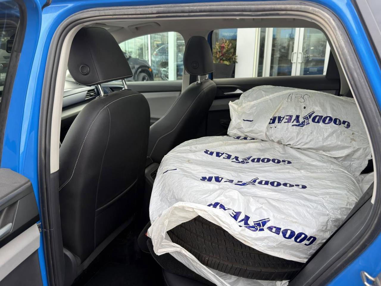 2022 Volkswagen Taos  Photo