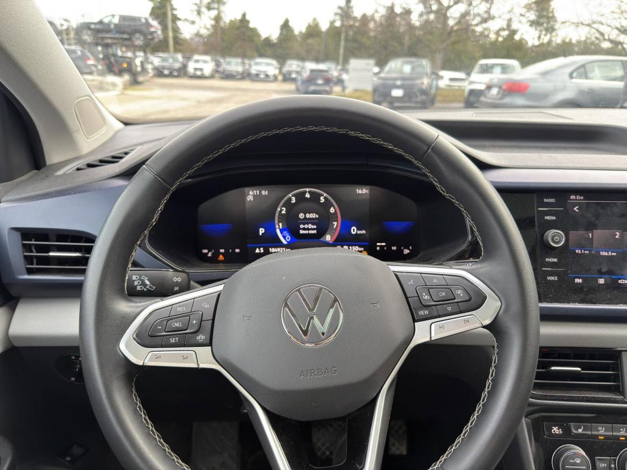 2022 Volkswagen Taos  Photo