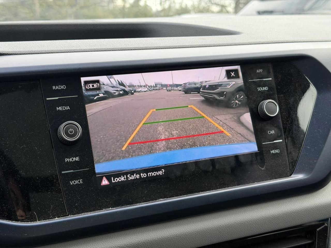 2022 Volkswagen Taos  Photo