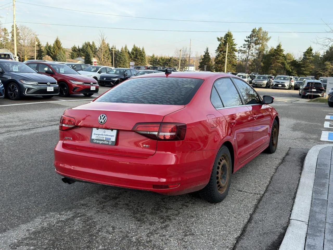 2016 Volkswagen Jetta Sedan 4dr Auto 1.8T Sport PZEV Photo