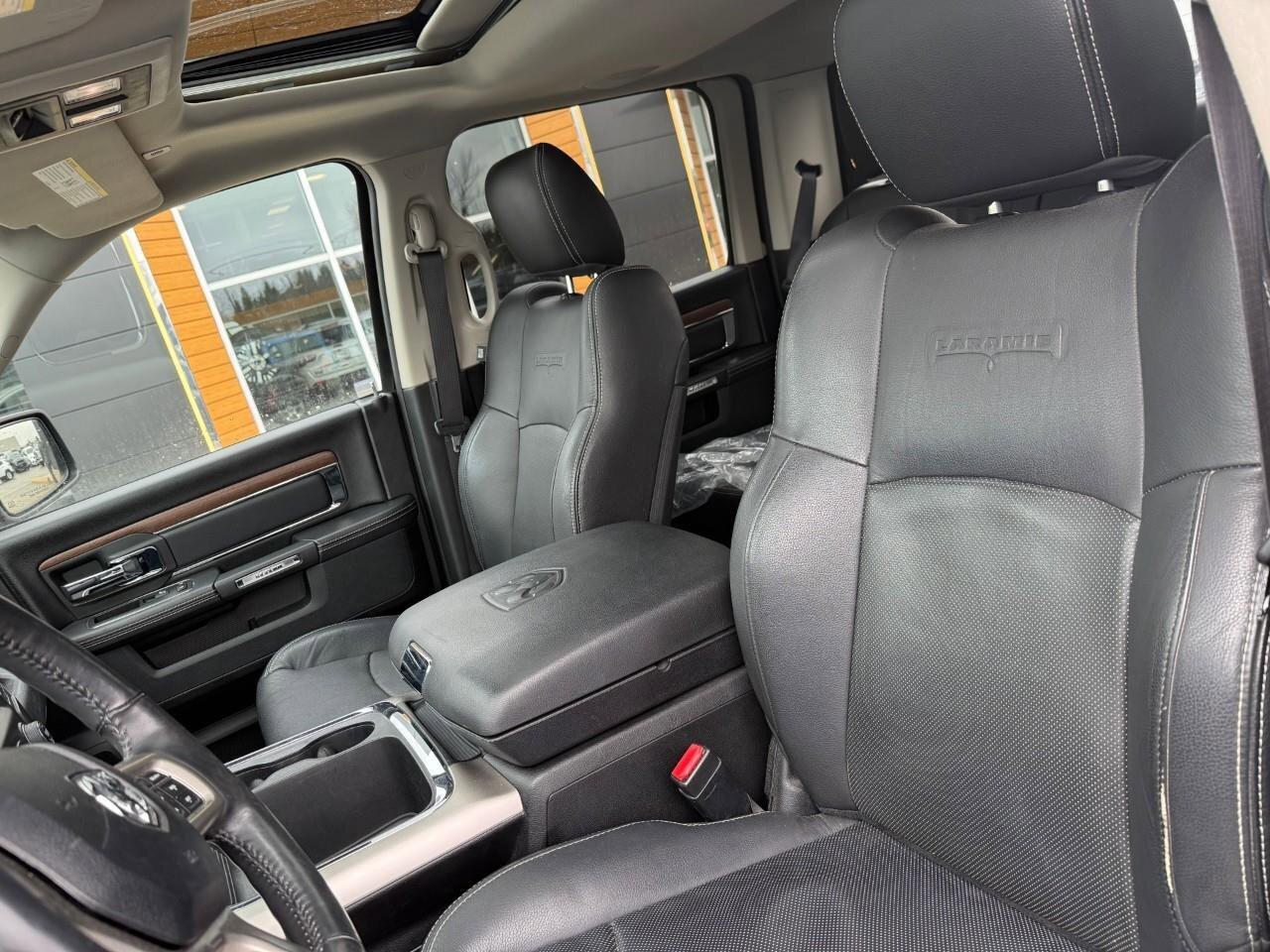 2017 RAM 1500 4WD Crew Cab 140.5  Laramie Photo