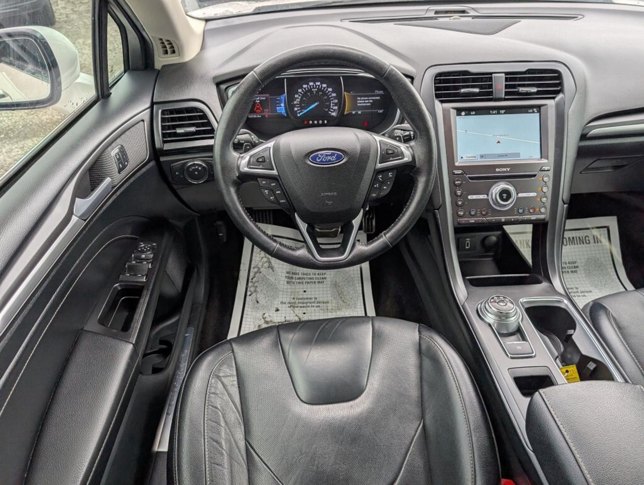 2017 Ford Fusion TITANIUM AWD   NAV   LEATHER   SUNROOF   CAMERA Photo