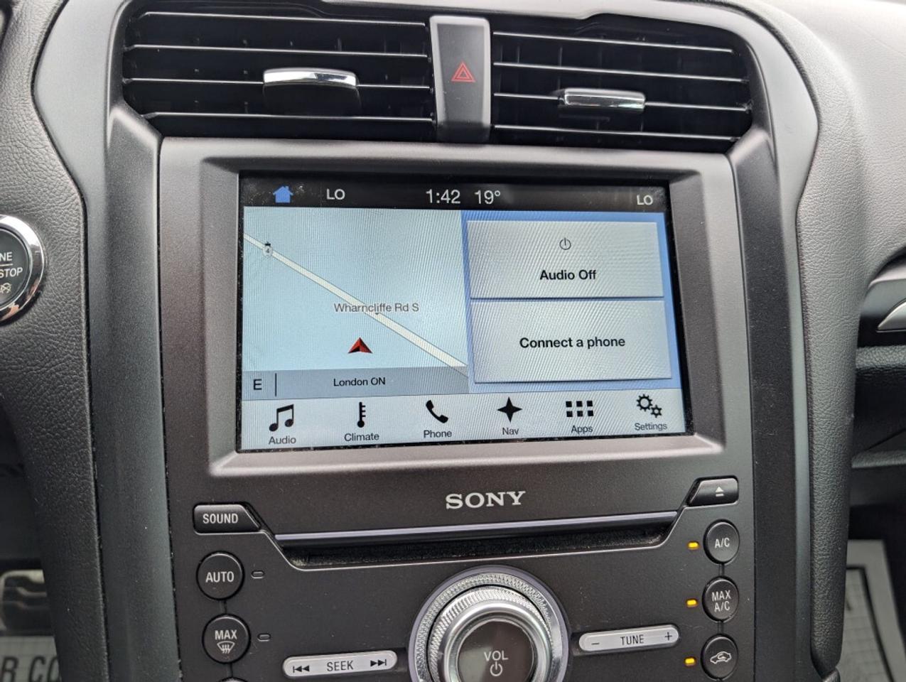 2017 Ford Fusion TITANIUM AWD   NAV   LEATHER   SUNROOF   CAMERA Photo