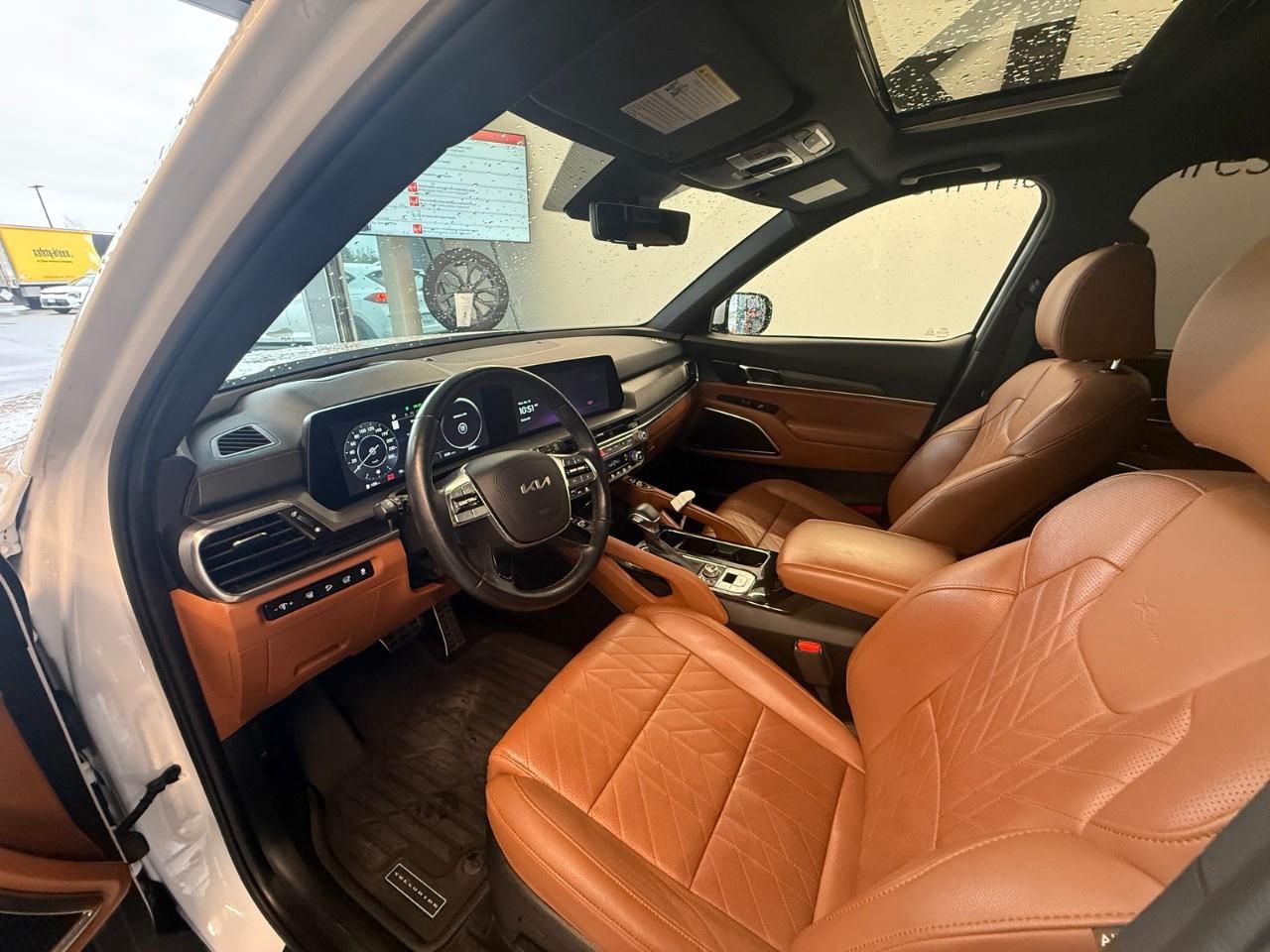 2024 Kia Telluride X-Line w/Terracotta Brown Interior 4dr All-Wheel Drive Photo