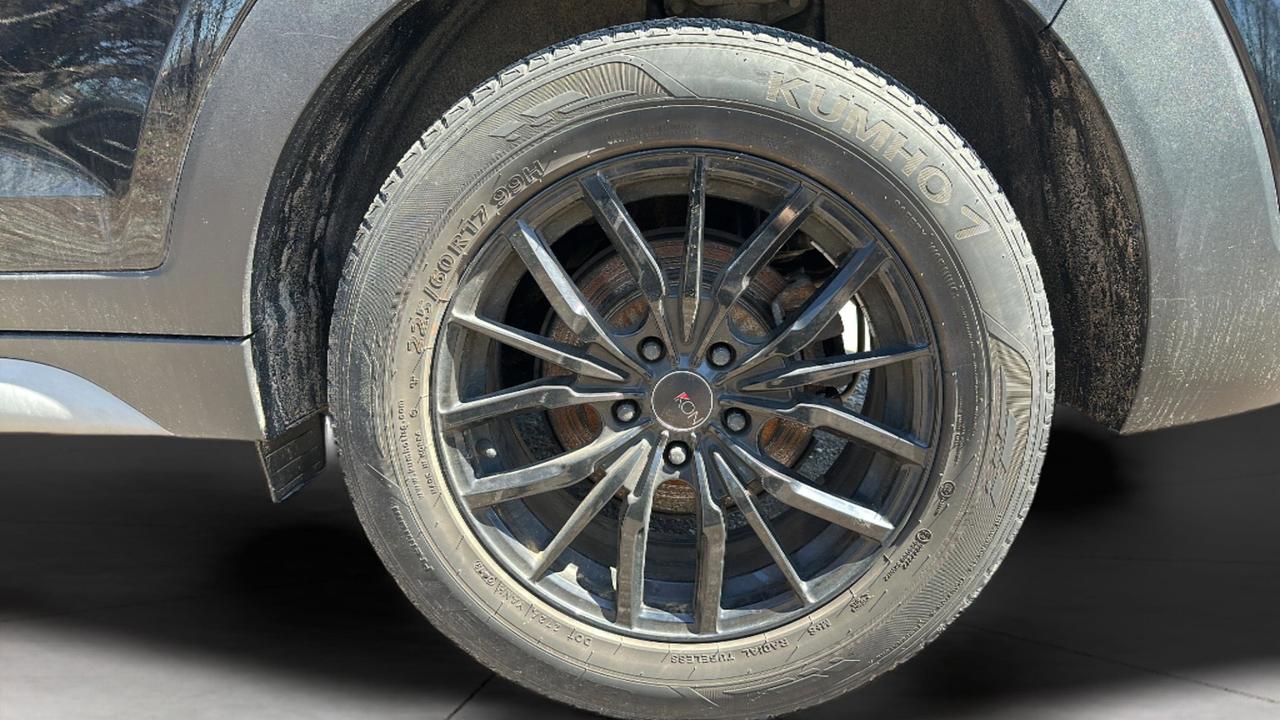 2019 Hyundai Tucson Essential FWD w-Safety Package Photo