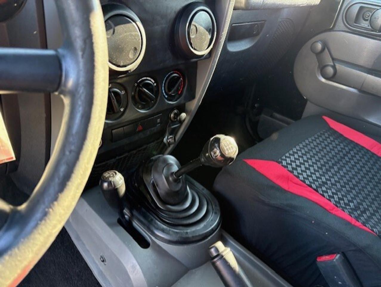 2009 Jeep Wrangler X 4WD 6 SPD MANUAL-NO ACCIDENTS-ALLOYS-ONLY $7999 Photo
