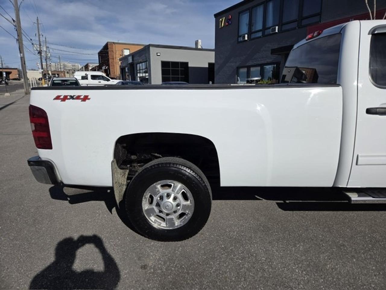 2013 Chevrolet SILVERADO 2500HD LT 4WD CREW CAB-8FT LONG BOX-5TH WHEEL-CERTIFIED! Photo
