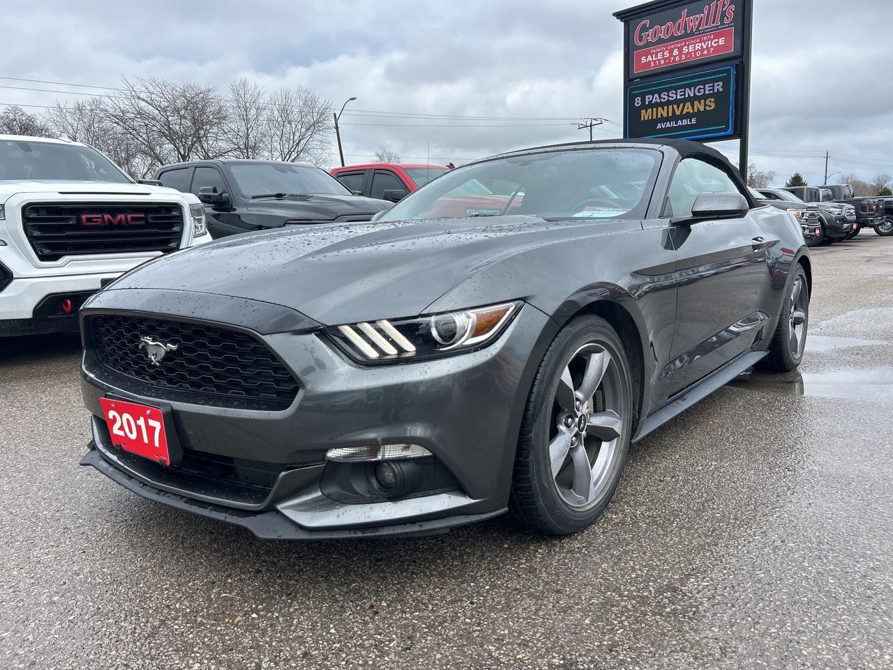 2017 Ford Mustang 3.7L, AUTO, REMOTE START, BACK UP CAMERA, CLOTH! Photo