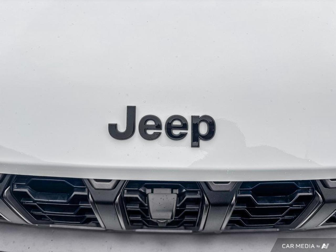 2026 Jeep Grand Cherokee L Base 4dr 4x4 Photo