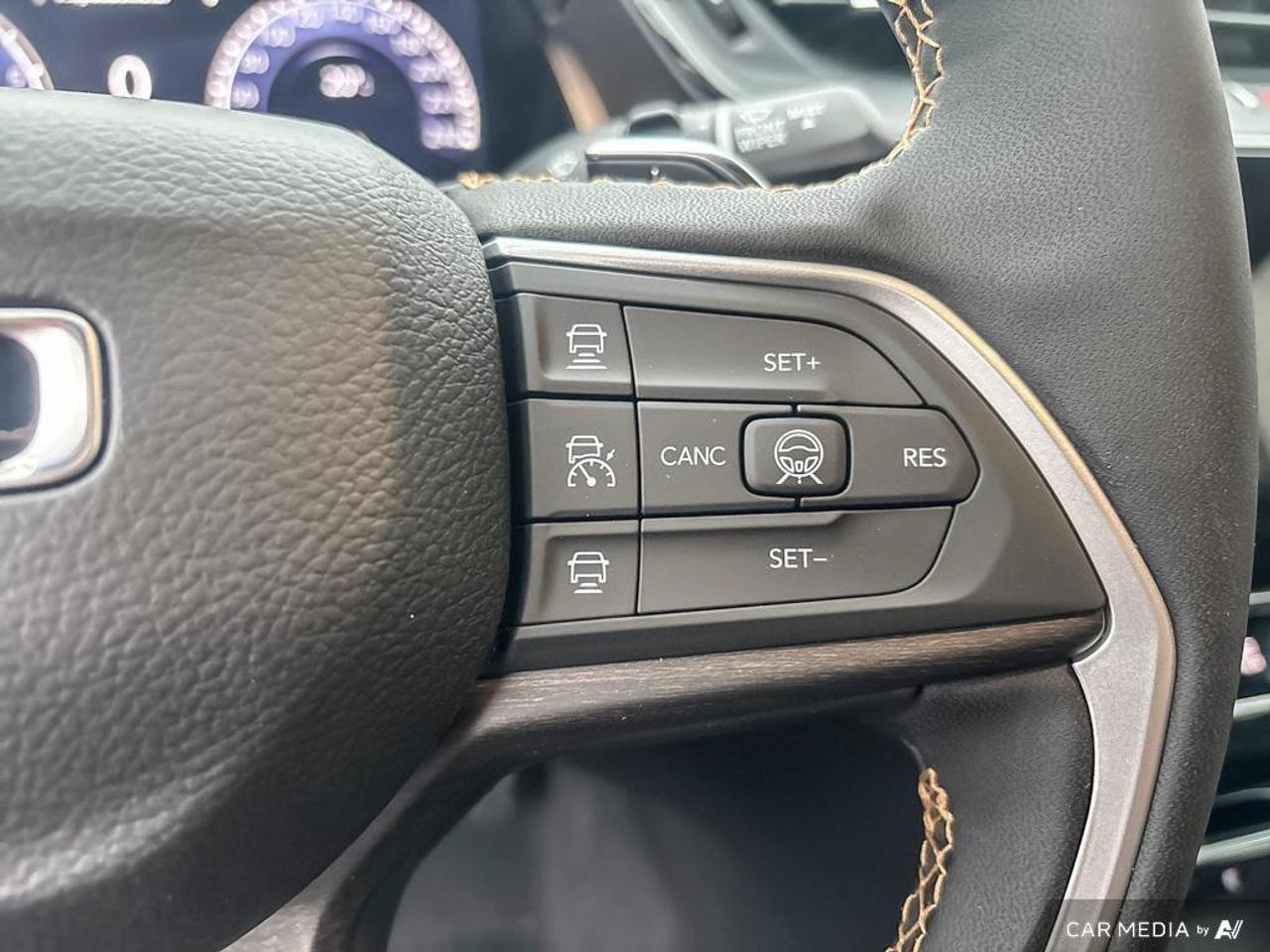 2026 Jeep Grand Cherokee L Base 4dr 4x4 Photo