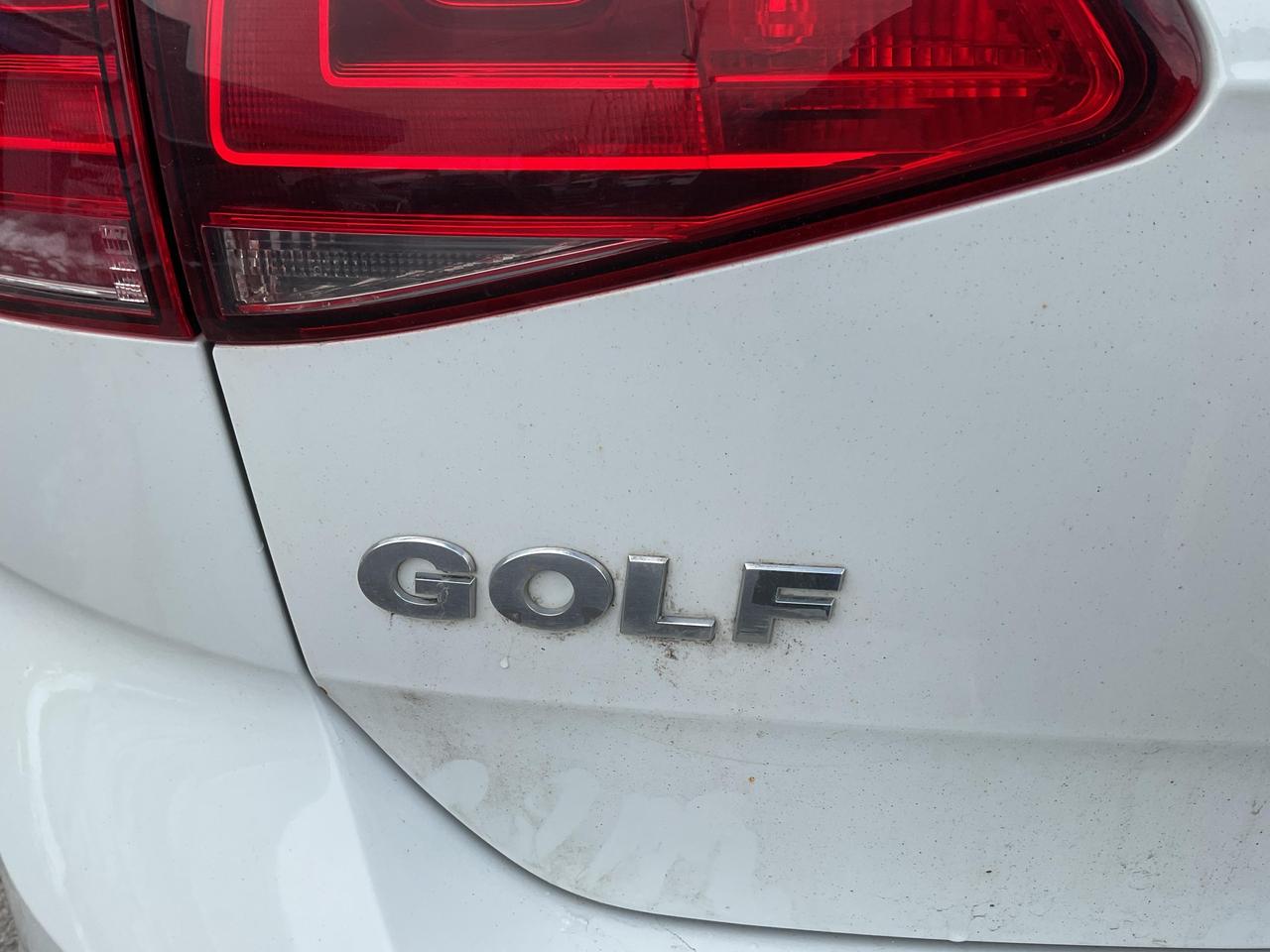2016 Volkswagen Golf  Photo