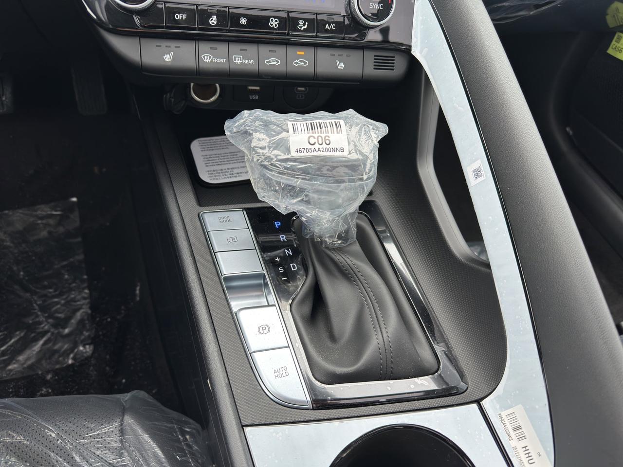 2026 Hyundai Elantra Luxury Photo