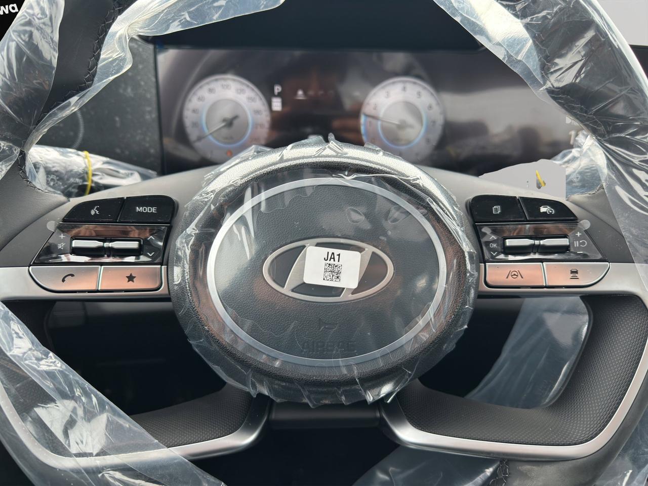 2026 Hyundai Elantra Luxury Photo
