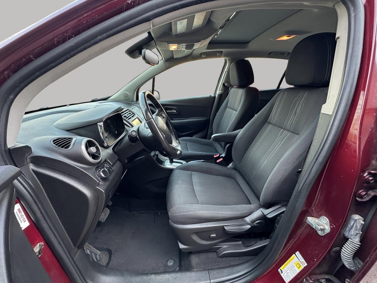 2016 Chevrolet Trax LT | Reverse Cam | Heated Seats Photo