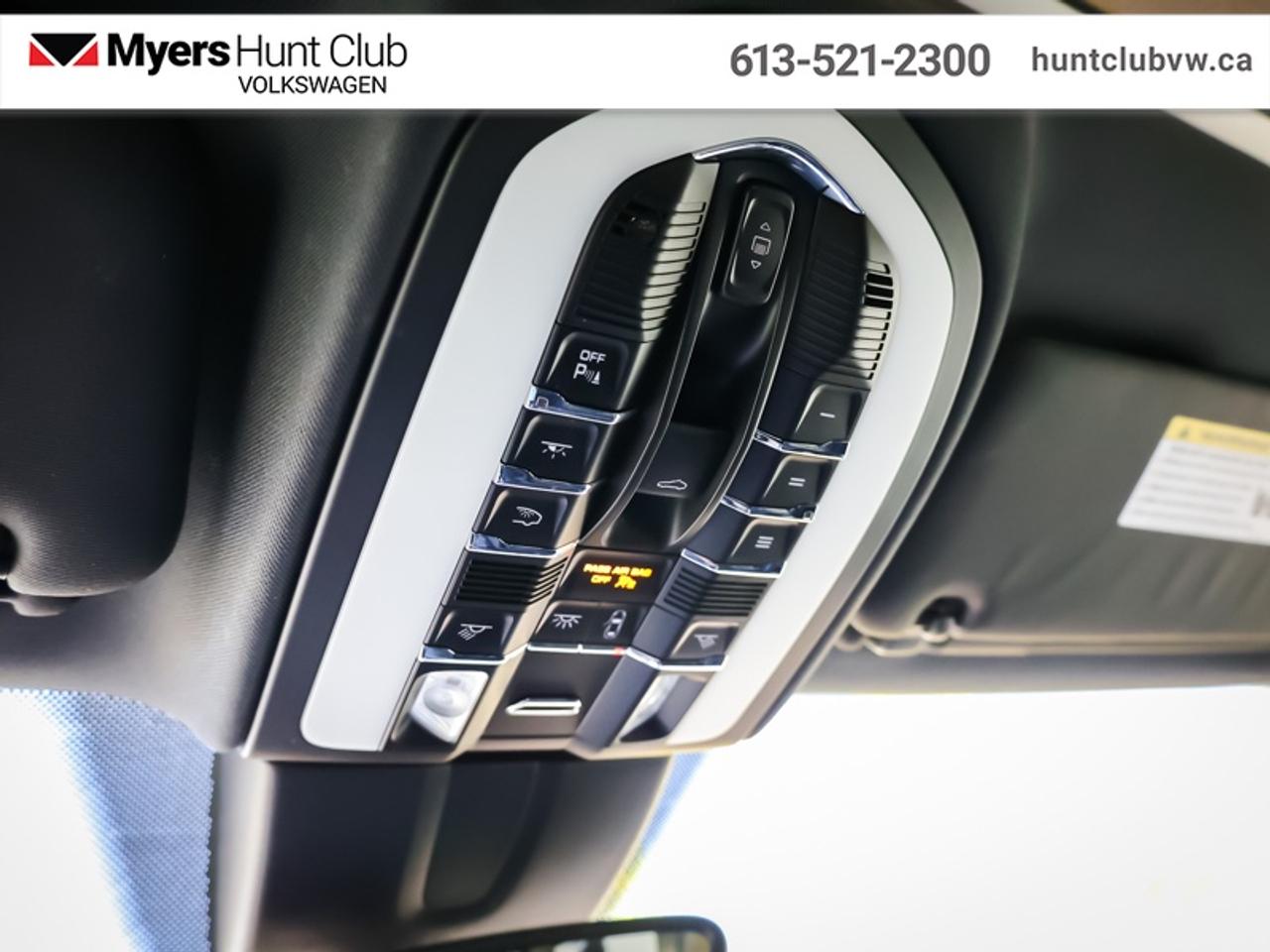 2017 Porsche Cayenne S Photo