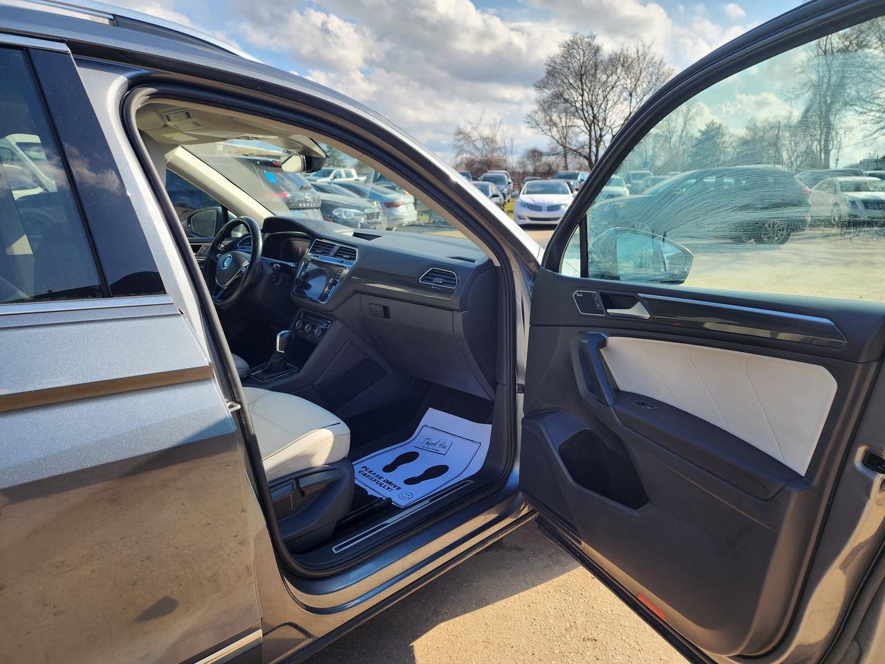 2019 Volkswagen Tiguan Highline | Fully Loaded | Well Maintained l LOW KM Photo